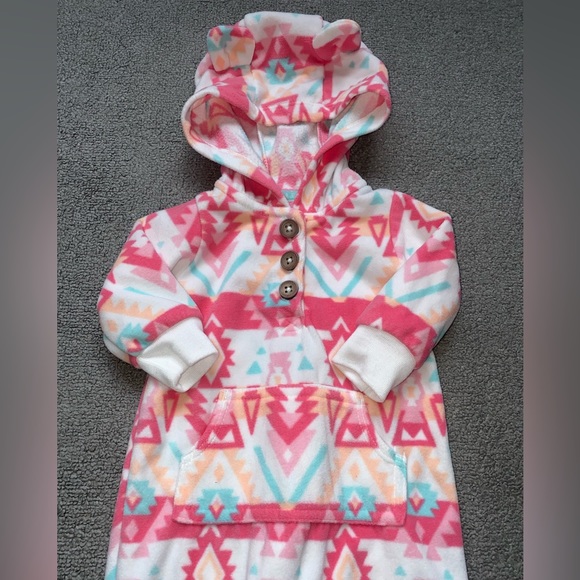 Carter’s baby girl white Aztec print hooded fleece jumpsuit coverall Sz 3 months - Picture 2 of 9